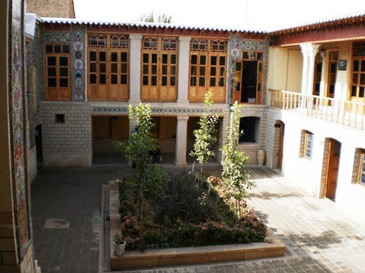 خانه ضیائیان شیراز