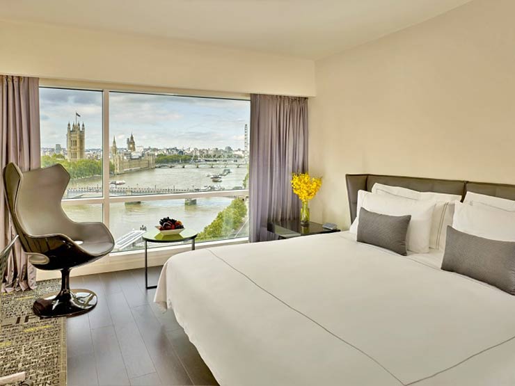 Plaza on the River Club and Residence