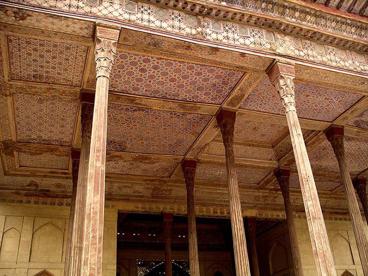 عالی قاپو اصفهان