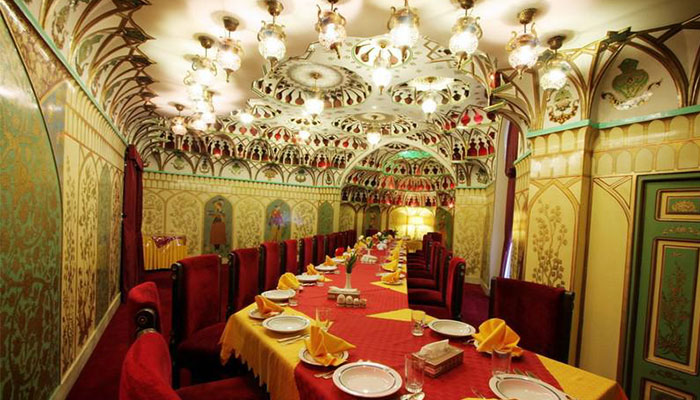 تالار عالی قاپو هتل عباسی اصفهان
