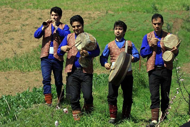 نوروز خوانی