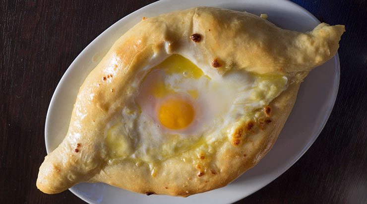Khachapuri