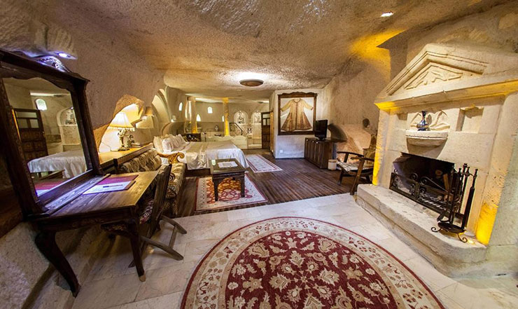 GAMIRASU CAVE HOTEL, AYVALI, TURKEY