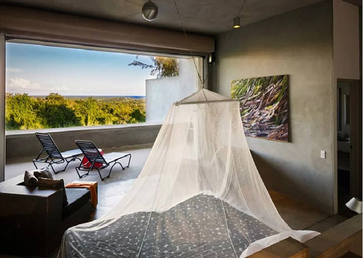Hix Island House