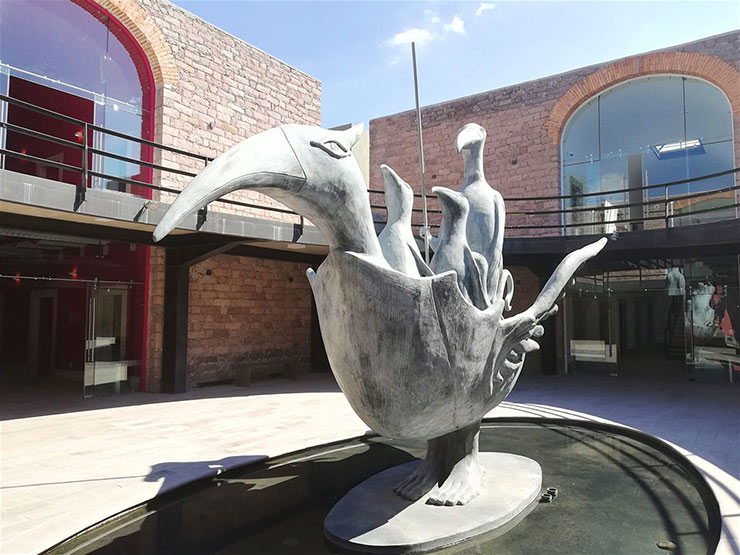 Three distinctive sculptures welcome visitors to the newly minted Museo Leonora Carrington