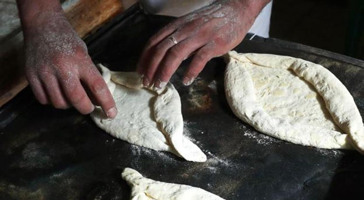 Khachapuri