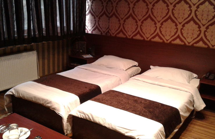 اتاق دو تخته توئین هتل کاسپین تبریز