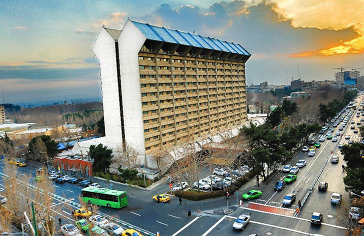 موقعیت مکانی هتل لاله تهران