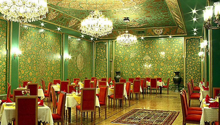 رستوران و کافی شاپ در هتل عباسی اصفهان