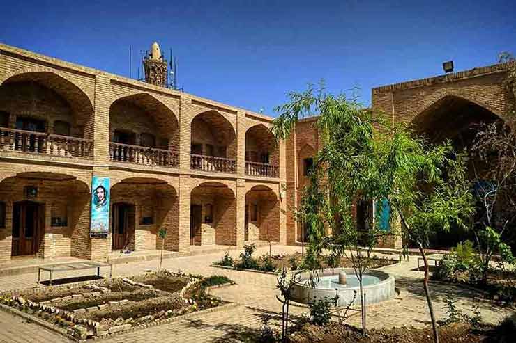 مدارس تاریخی