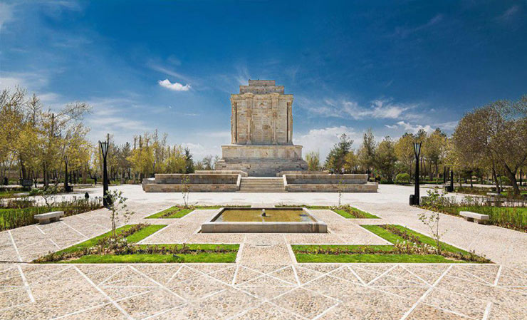 آرامگاه فردوسی