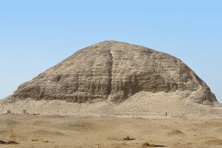 pyramid_of_hawara