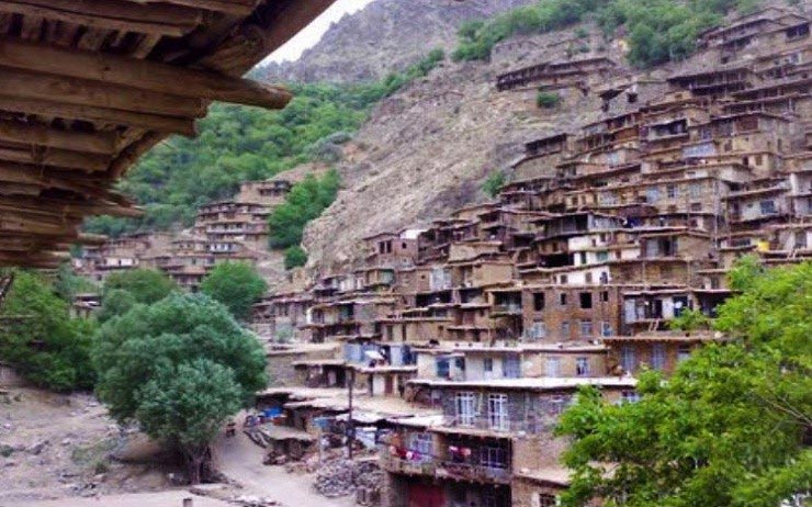 روستای تنگی سر کردستان	